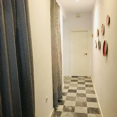 Casa De Cinco Torres * Cádiz